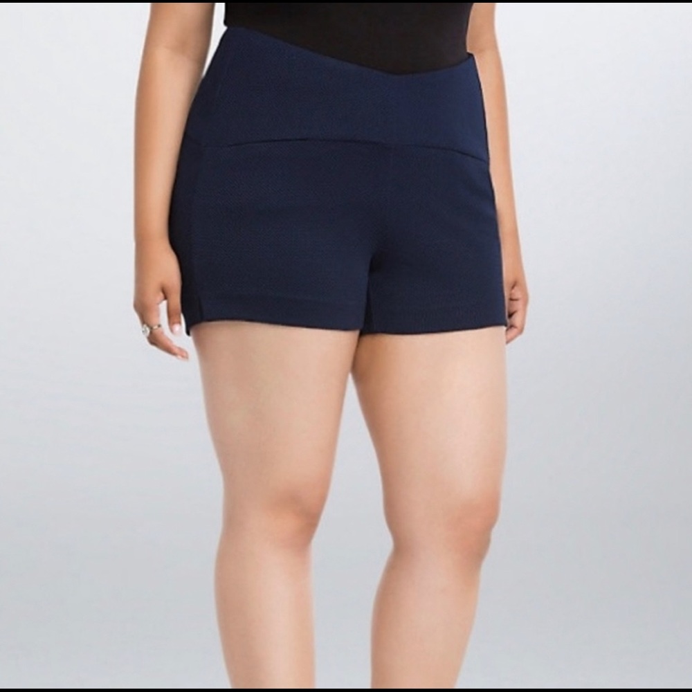 NAVY BLUE HIGH WAIST TEXTURED SHORTS